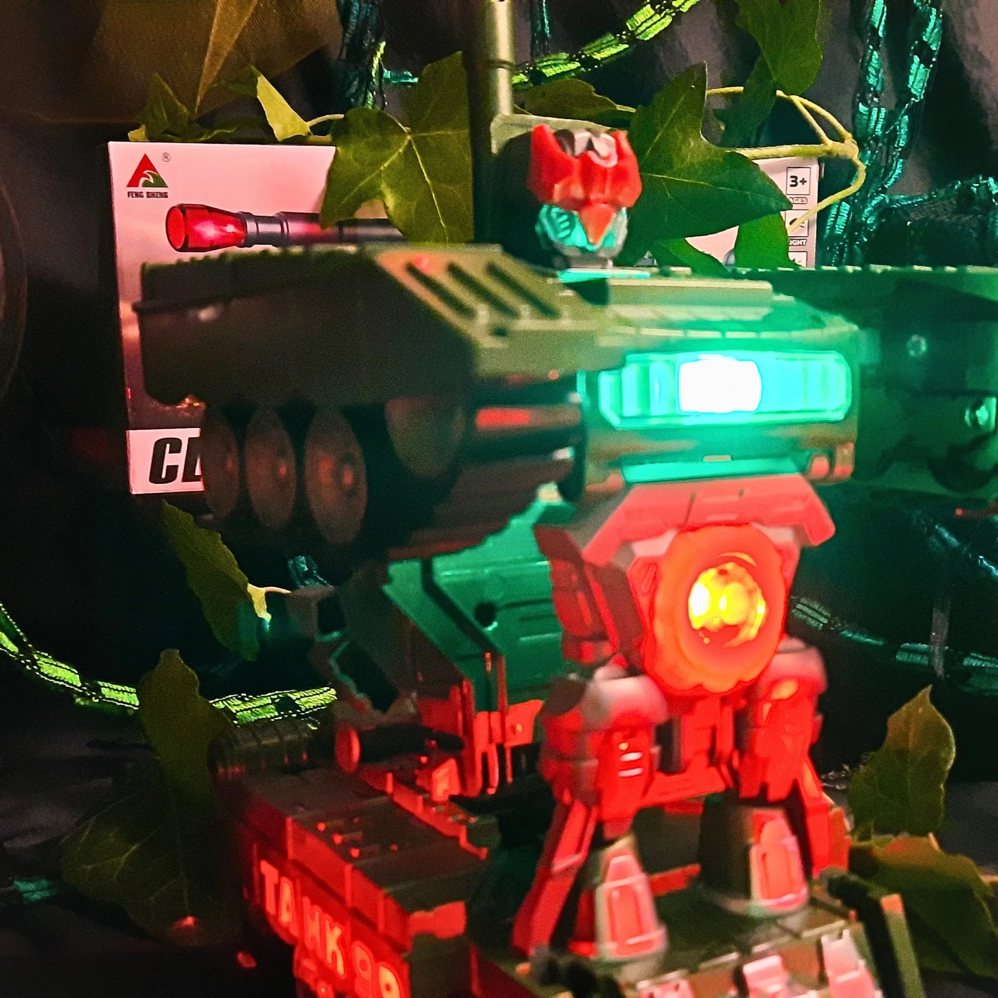 Robot tenk igračka sa transformacijom i svetlosnim efektima – interaktivni transformers tenk za dečake
